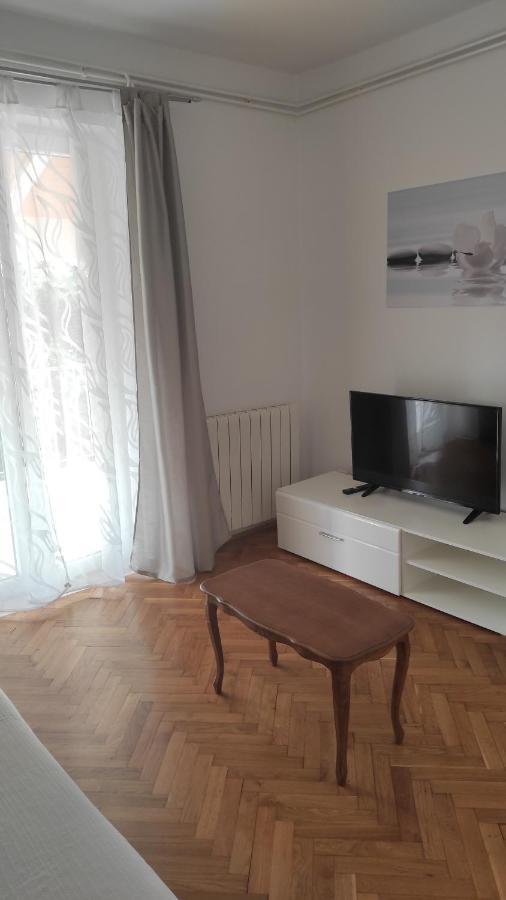 Ferienwohnung App Karmen With Free Parkig Poreč Exterior foto
