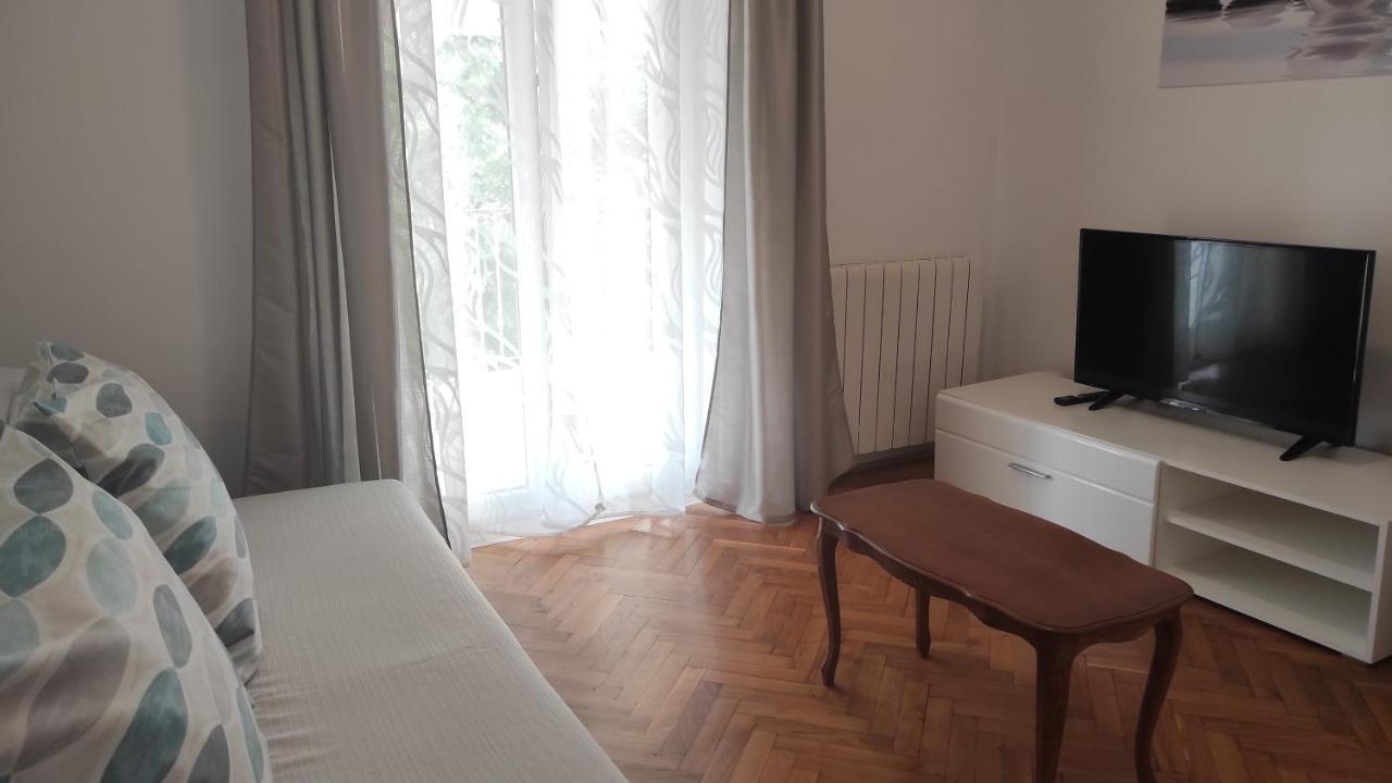Ferienwohnung App Karmen With Free Parkig Poreč Exterior foto