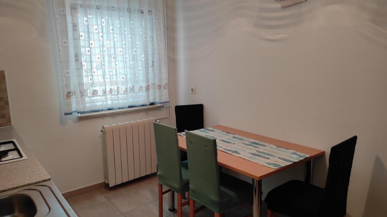 Ferienwohnung App Karmen With Free Parkig Poreč Exterior foto