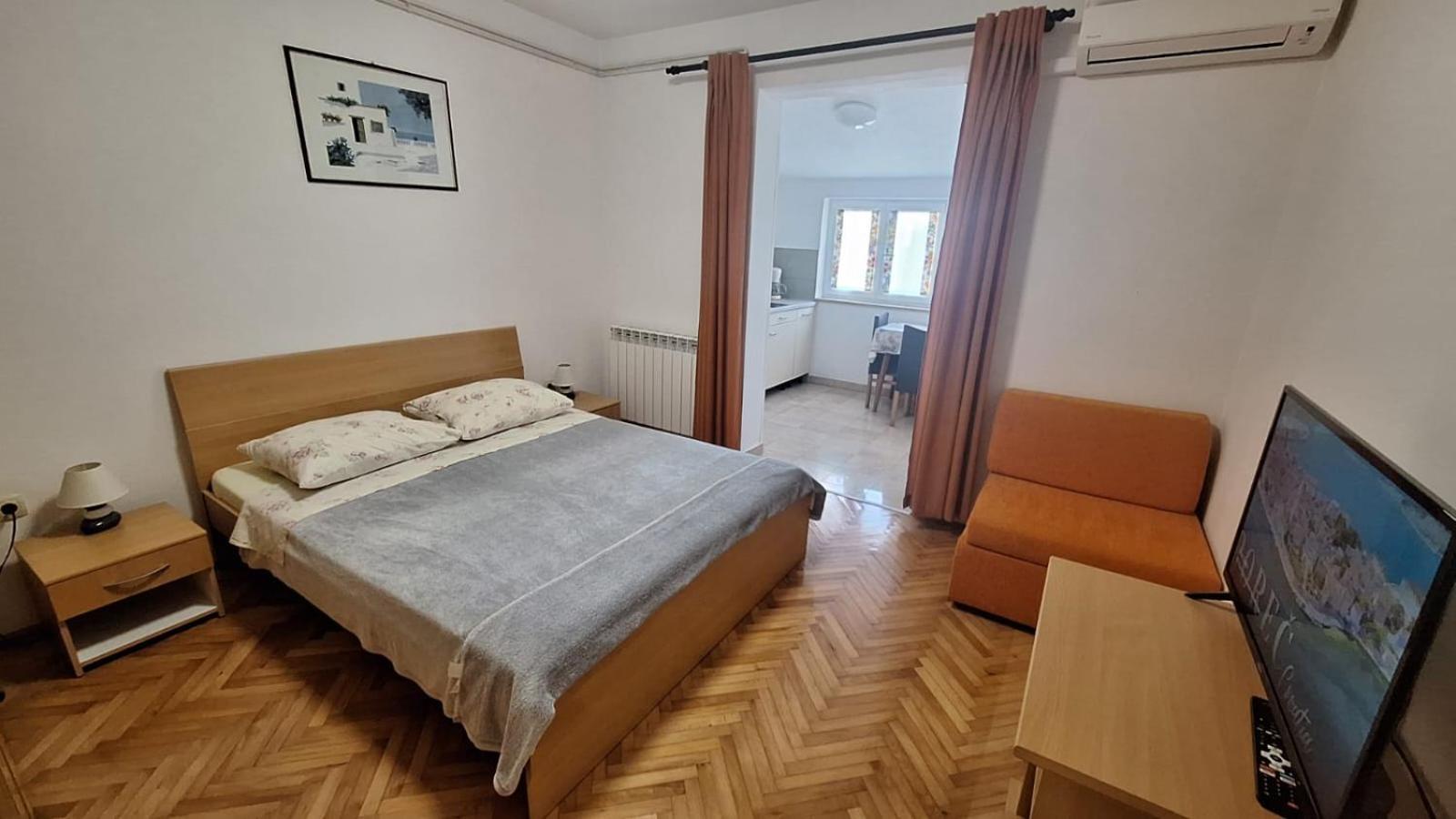 Ferienwohnung App Karmen With Free Parkig Poreč Exterior foto