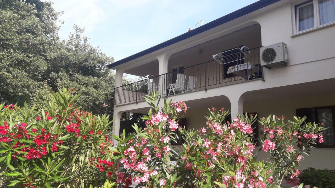 Ferienwohnung App Karmen With Free Parkig Poreč Exterior foto